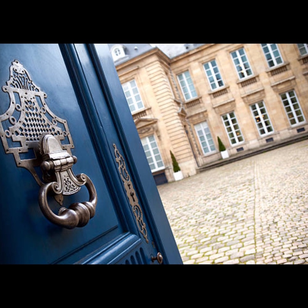 Meet your Posher, Ileana